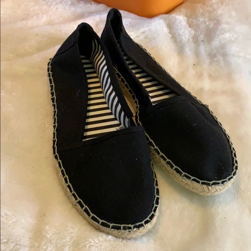 Never worn canvas flats